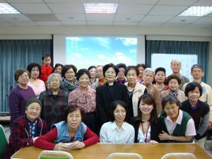 2010台灣防暴聯盟至松山長老教會進行防暴宣導。