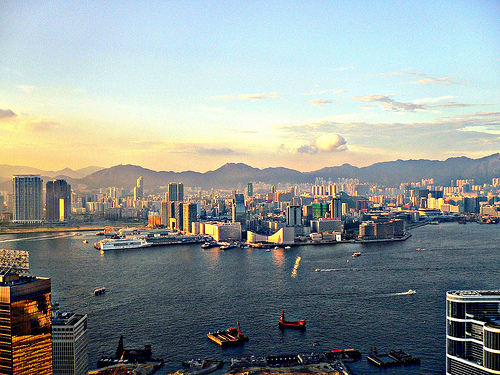 香港是瓊齡獨自旅行首站。Photo by Wolfiewolf
