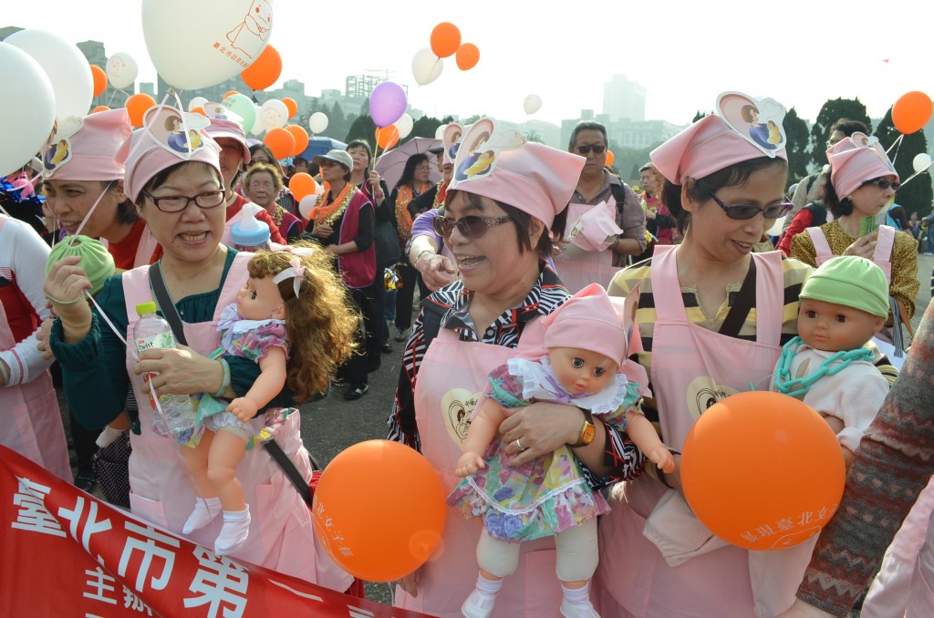 中高齡女性可有放年假的權益？Photo by chiang