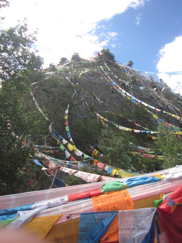 一見風馬旗，就來到的藏人的領地。林沖提供