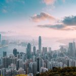 回香港娘家,沒有老公陪伴的沈小妹有意外的發現。Photo by bady qb on Unsplash